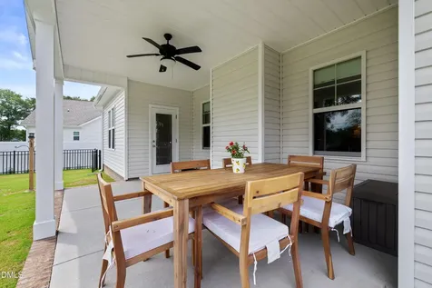 137 Shadybrook Drive Benson NC 27504
