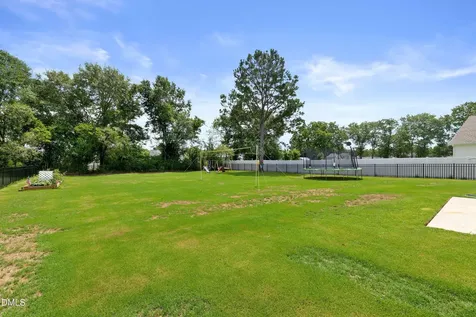 137 Shadybrook Drive Benson NC 27504