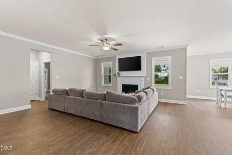 137 Shadybrook Drive Benson NC 27504