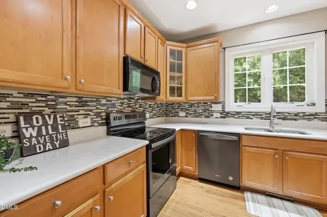5 Bobcat Court Durham NC 27713