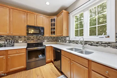 5 Bobcat Court Durham NC 27713