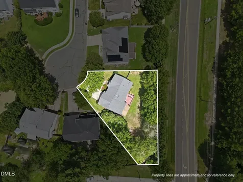 5 Bobcat Court Durham NC 27713