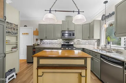 206 Park Valley Lane Cary NC 27519