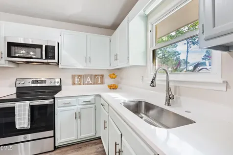 5748 3 Oaks Drive Raleigh NC 27612