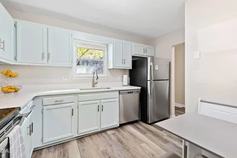 5748 3 Oaks Drive Raleigh NC 27612