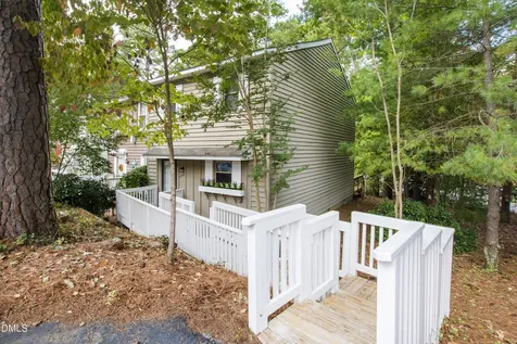 5748 3 Oaks Drive Raleigh NC 27612