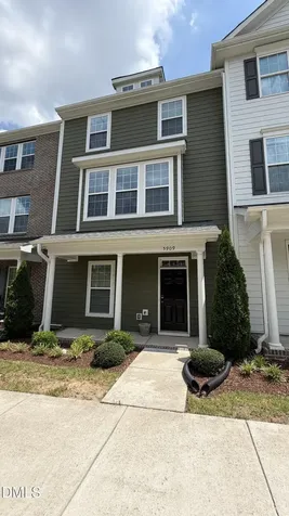 5909 Giddings Street Raleigh NC 27616