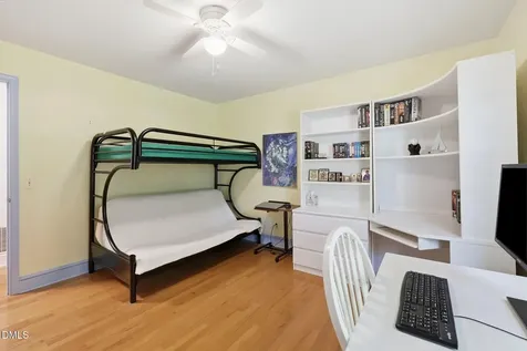 409 Oakridge Road Cary NC 27511