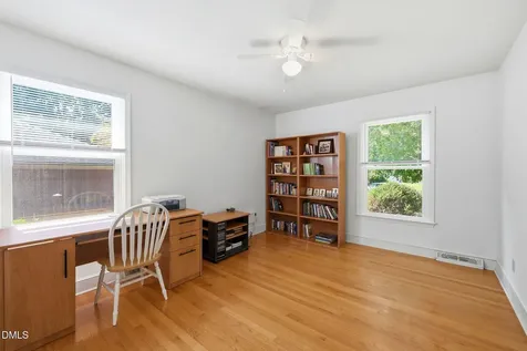 409 Oakridge Road Cary NC 27511