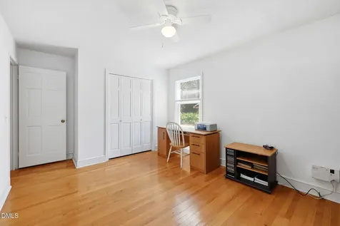 409 Oakridge Road Cary NC 27511