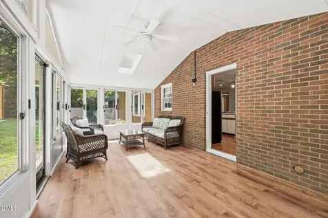 409 Oakridge Road Cary NC 27511