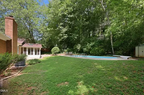 409 Oakridge Road Cary NC 27511