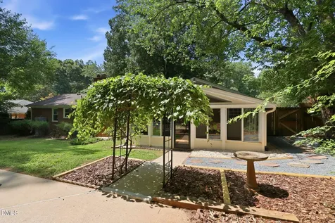 409 Oakridge Road Cary NC 27511
