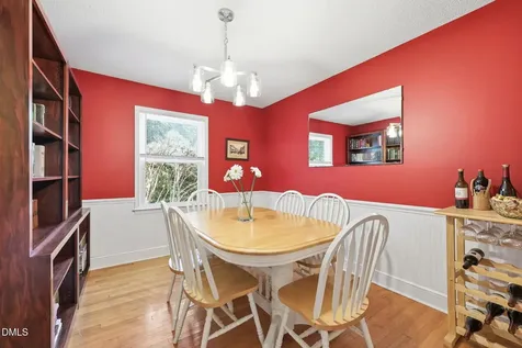 409 Oakridge Road Cary NC 27511