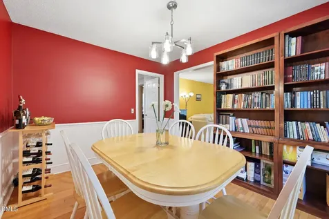 409 Oakridge Road Cary NC 27511