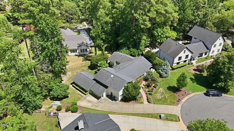 6804 Woodhaven Court Raleigh NC 27615