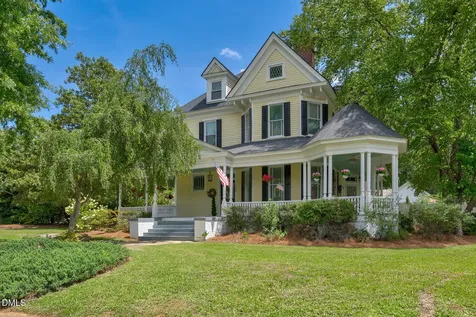 109 S Walnut Street Spring Hope NC 27882