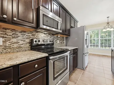 102 Thornberry Place Jacksonville NC 28540