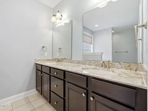 102 Thornberry Place Jacksonville NC 28540
