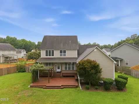 102 Thornberry Place Jacksonville NC 28540