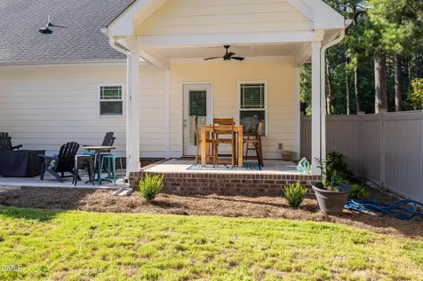 203 Fountain Drive Clinton NC 28328
