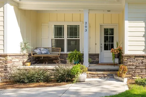 203 Fountain Drive Clinton NC 28328