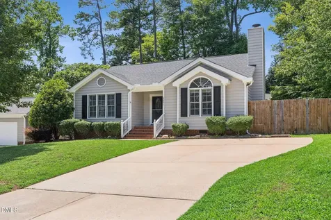 5931 Royal Coach Court Raleigh NC 27612