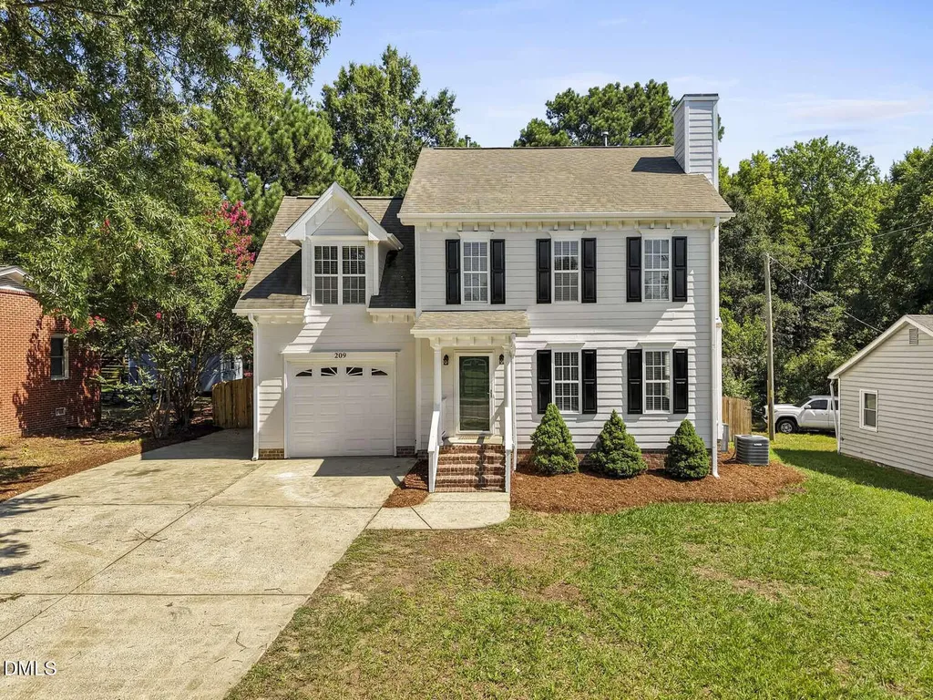 209 James Street Apex NC 27502