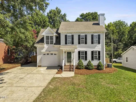 209 James Street Apex NC 27502