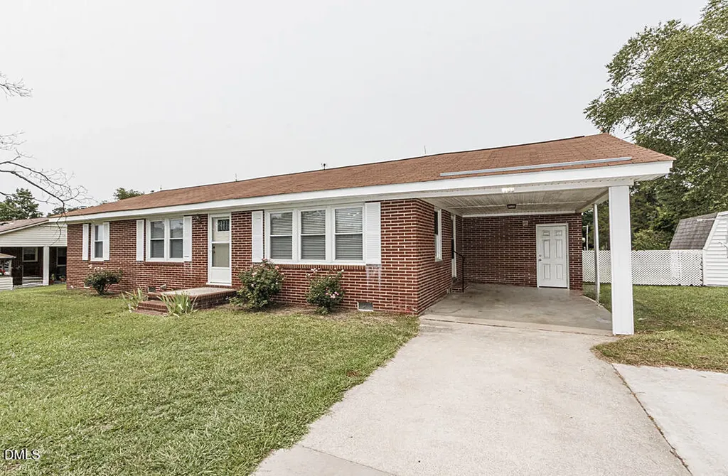 5233 Sharon Acres Road Elm City NC 27822