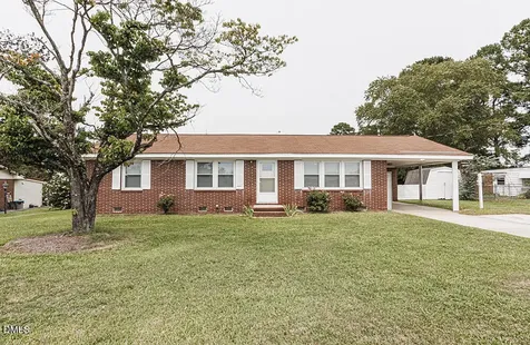 5233 Sharon Acres Road Elm City NC 27822