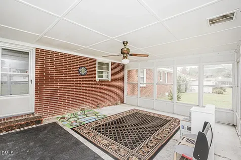 5233 Sharon Acres Road Elm City NC 27822