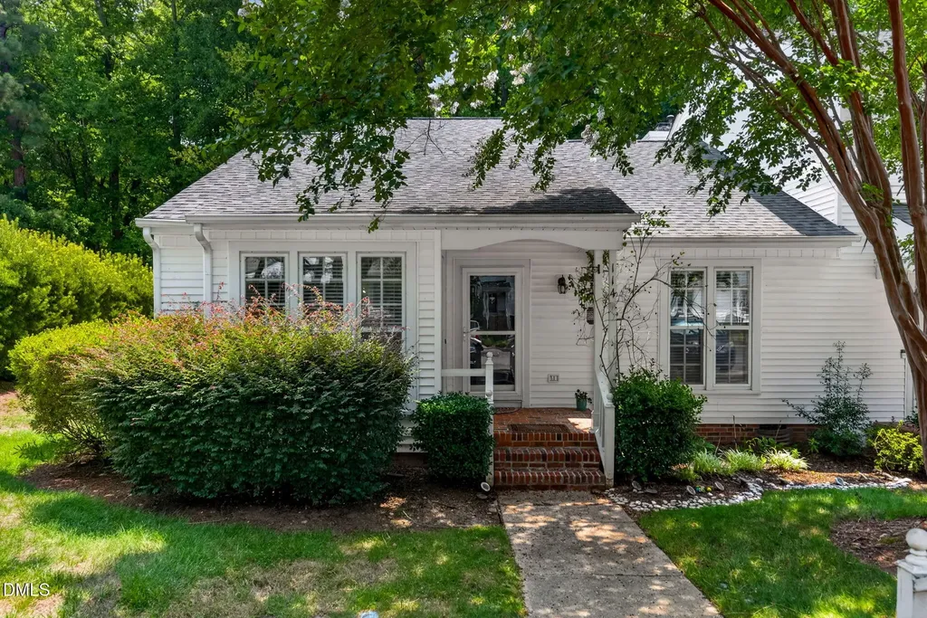 114 Planetree Lane Cary NC 27511