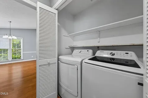 114 Planetree Lane Cary NC 27511