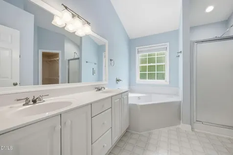 3216 Deerchase Wynd Durham NC 27712