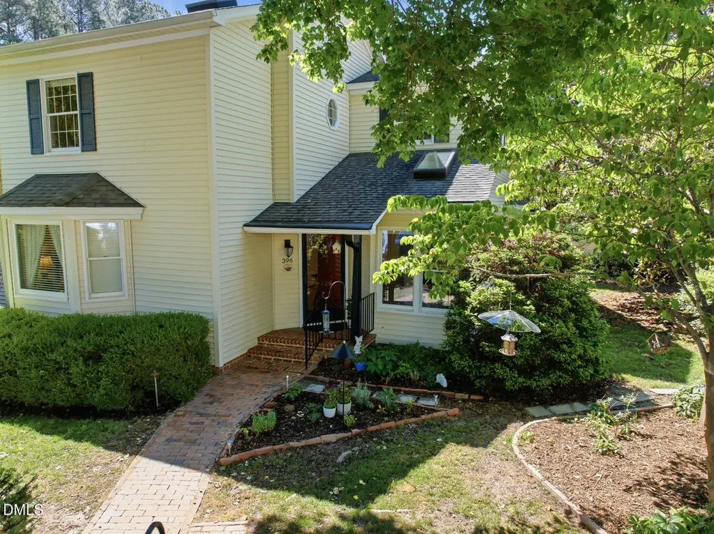 396 Lyndfield Cl W Pittsboro NC 27312
