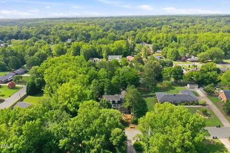 2112 Somers Avenue Burlington NC 27215