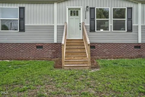 1240 Bloomery Road Bailey NC 27807
