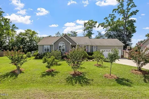 258 Country Day Circle Selma NC 27576