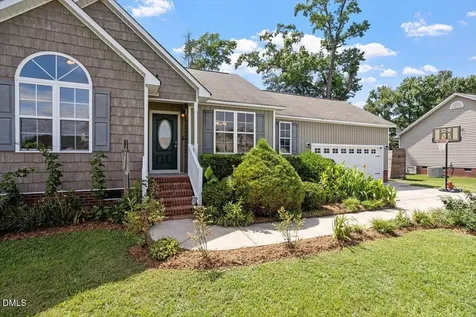 258 Country Day Circle Selma NC 27576