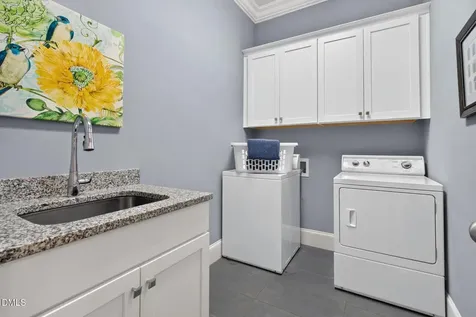 5207 Dutchman Drive Raleigh NC 27606