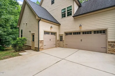 5207 Dutchman Drive Raleigh NC 27606