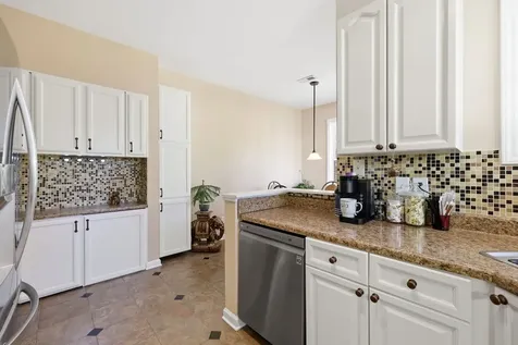 7642 Astoria Place Raleigh NC 27612