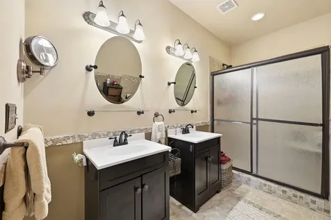 7642 Astoria Place Raleigh NC 27612