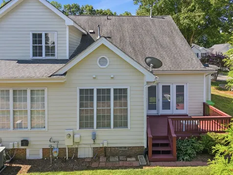7642 Astoria Place Raleigh NC 27612