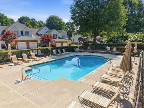 7642 Astoria Place Raleigh NC 27612
