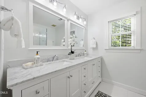 7 Cobbleridge Court Durham NC 27713