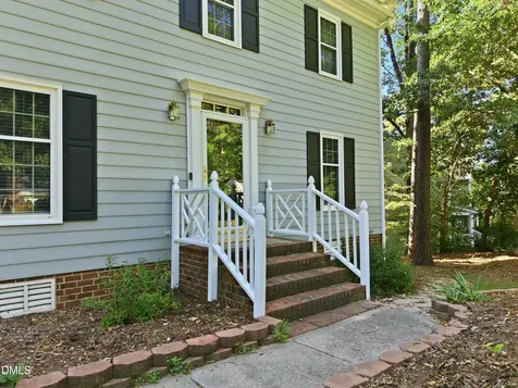 7 Cobbleridge Court Durham NC 27713