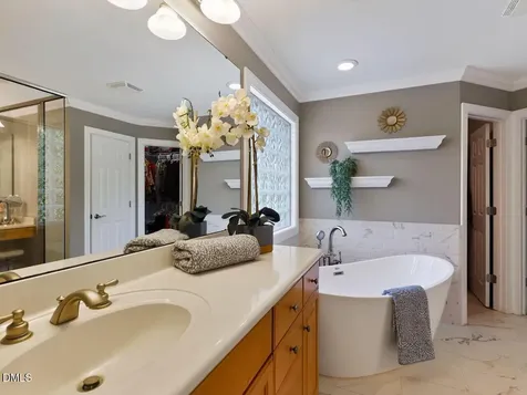 400 Flint Point Lane Holly Springs NC 27540