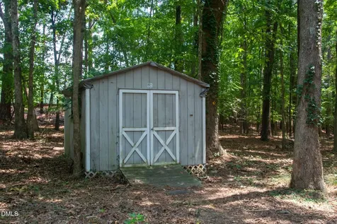 110 Country Road Chapel Hill NC 27514